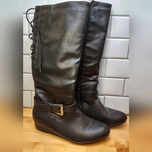 Wide calf size 8.5 knee high boots brand kisses